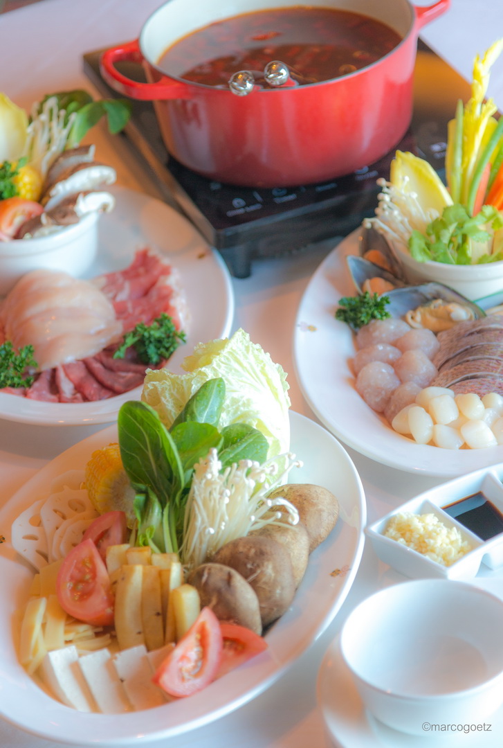 CHINESE HOT POT