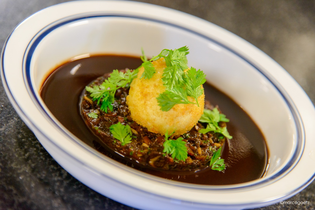 OEUF CROQUANT ET CHAMPIGNONS