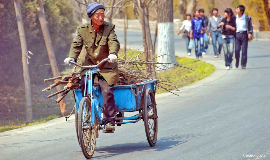 OLD MEN HUANGYAGUAN CHINA