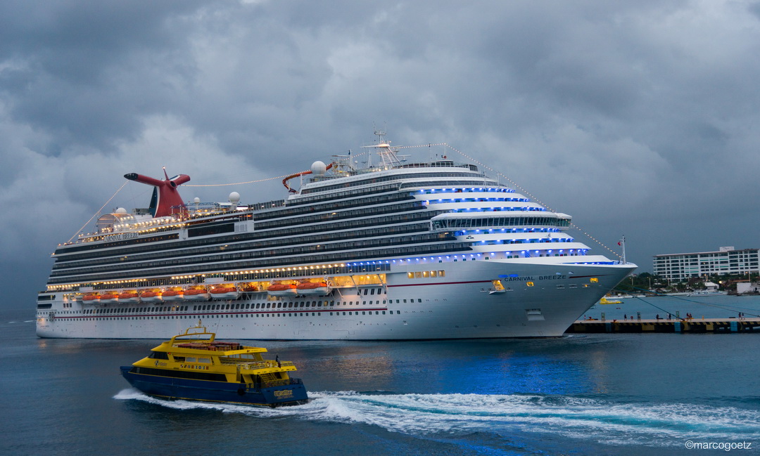 CARNIVAL BREEZE COZUMEL MEXICO