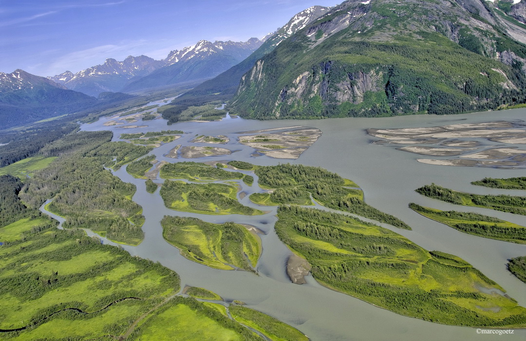 LUFTAUFNAHME TAKU GLACIER LODGE ALASKA