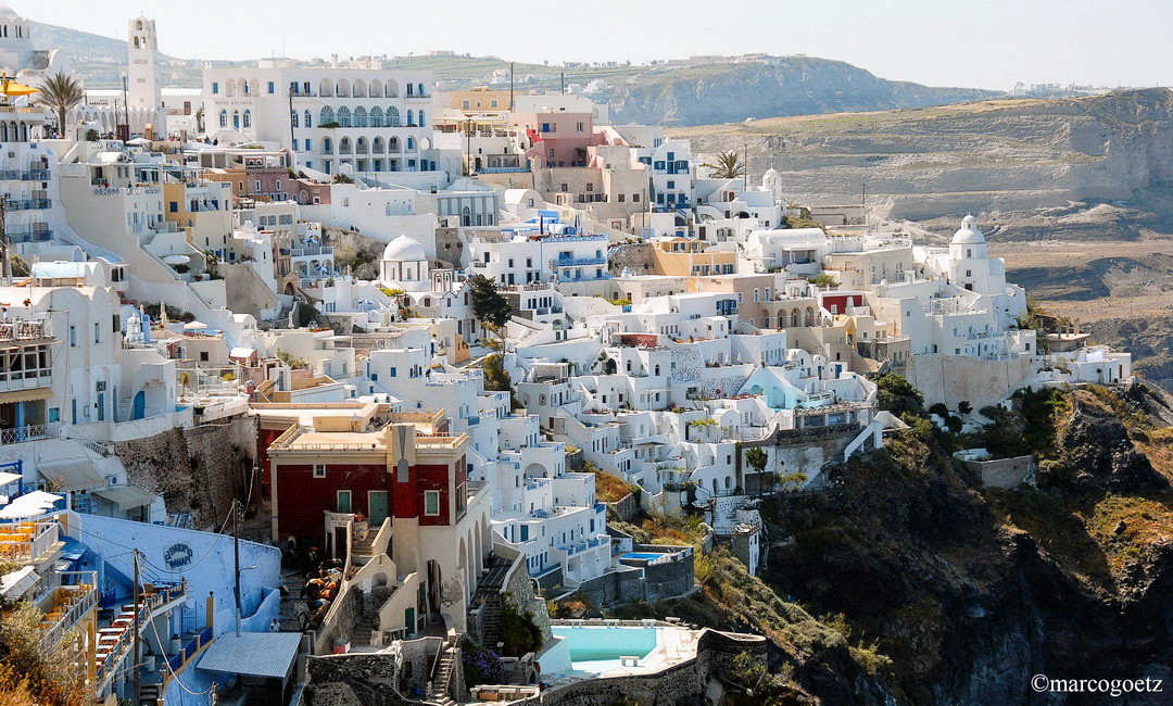 VIEW OF FIRA SANTORINI GREECE